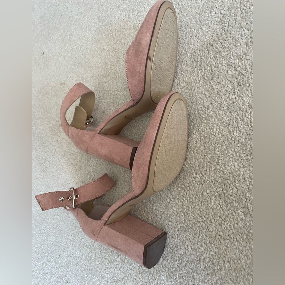 Pink Suede Closed Toe Heals - Picture 6 of 7